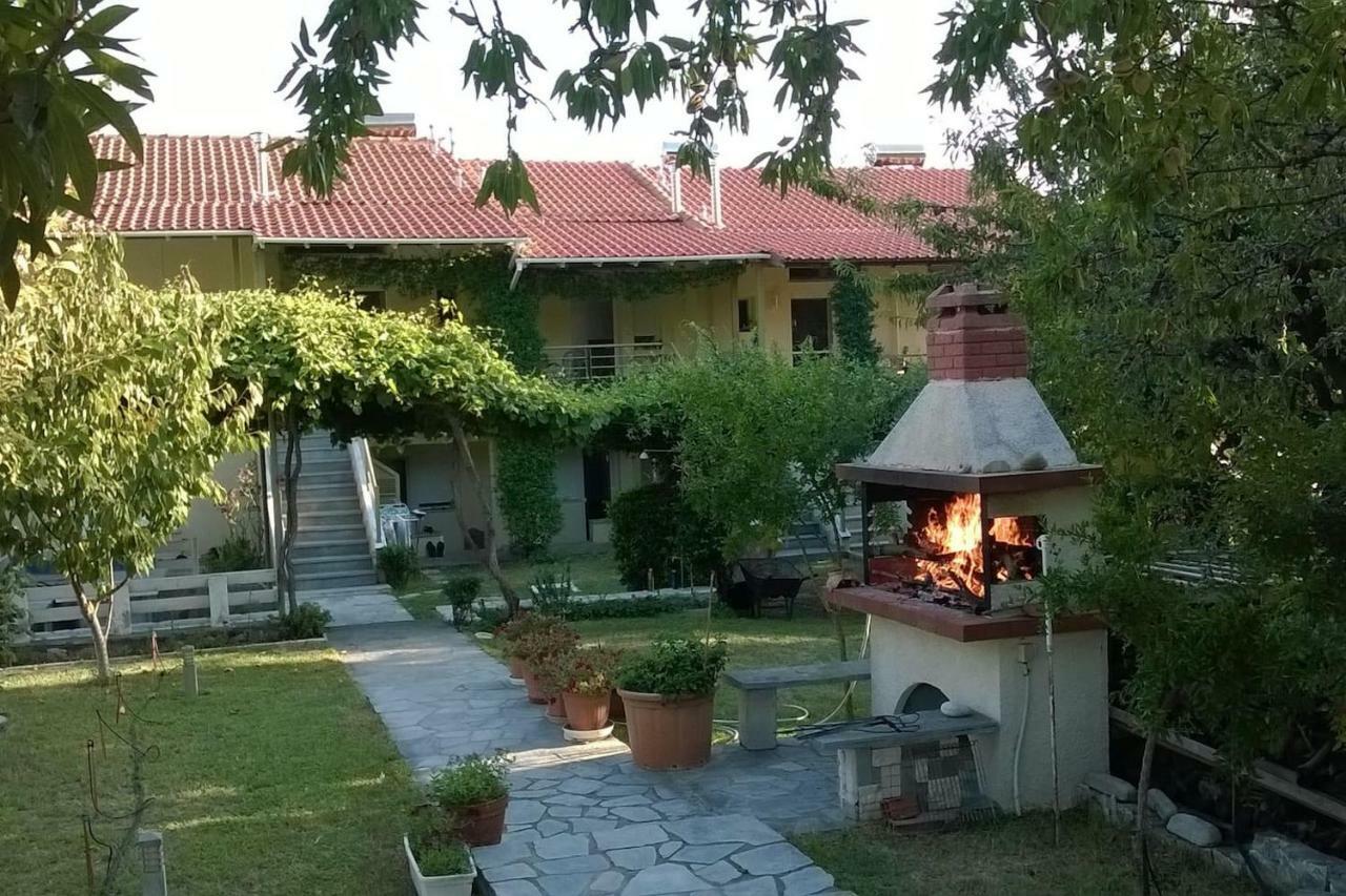 Asterias Maisonette & Apartments Karianí Esterno foto